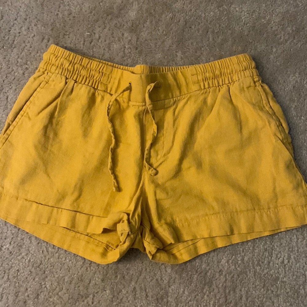 Linen shorts